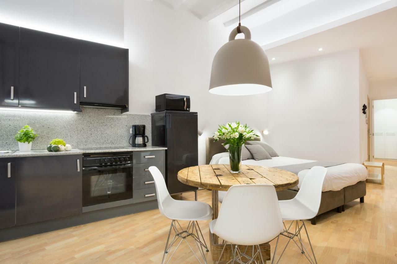 Ola Living Cnd Canuda Barcelona Luaran gambar